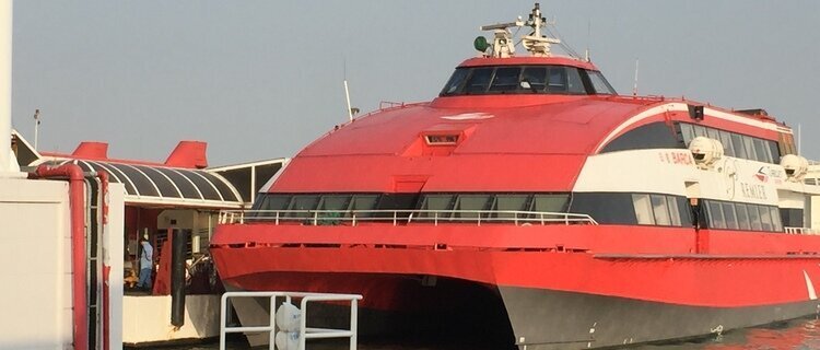 cross-border ferry