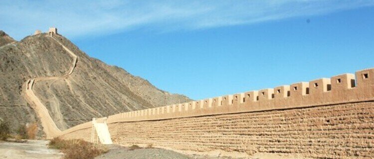 Overhanging Great Wall,Jiayuguan Pass