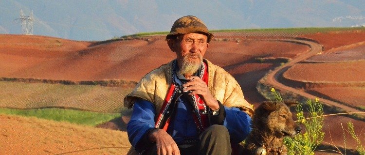 Photographing in&nbsp;Dongchuan Red Land