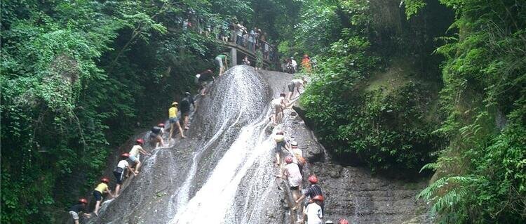 Gudong Waterfall Climbing