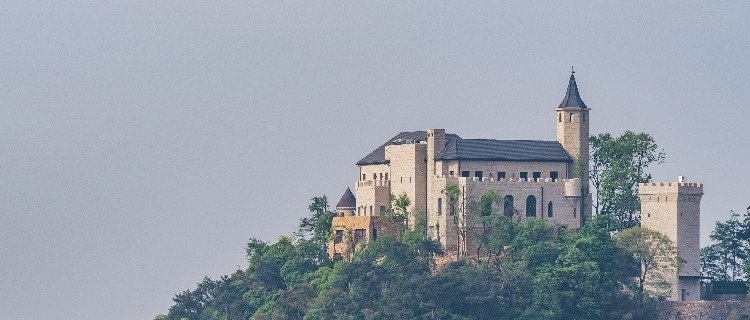 naked castle
