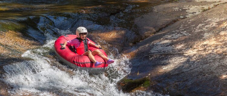 Longjing River Rafting