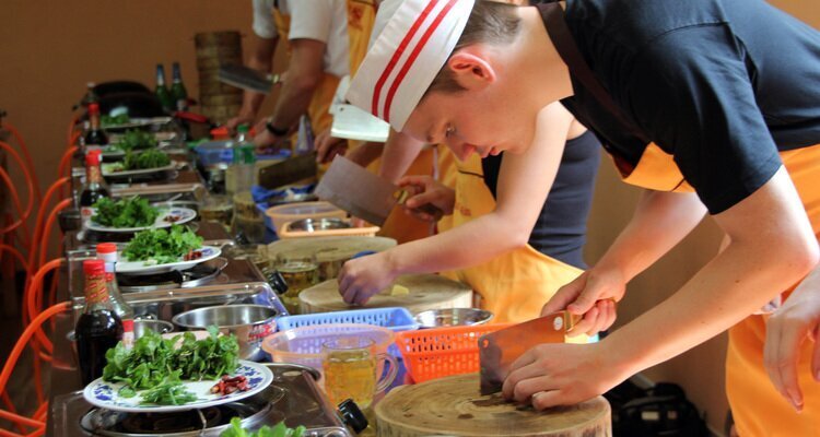 Our guests enjoy the Cooking Class in Yangshuo.