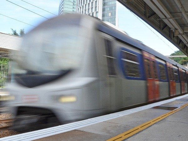  MTR Airport Express