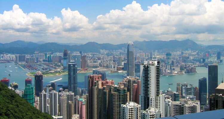 Essence of Hong Kong for Families - Must Sees & Disneyland — real travel scene