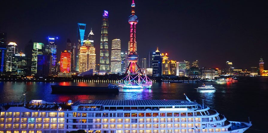 Shanghai Essence Tour with Shanghai Port International Cruise Terminal Transfers, — real travel scene