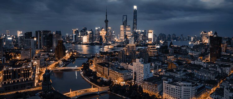 8-Day Budget China Tour with Shared Group Sightseeing: Beijing, Xi’an, and Shanghai — real travel scene