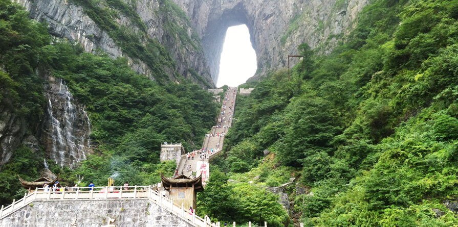 Tianmen Mountain Cave and the 999 Steps