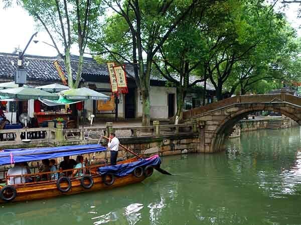Shanghai & Suzhou Tongli Package Tour, Suzhou and Tongli Water Town Tour from Shanghai — real travel scene
